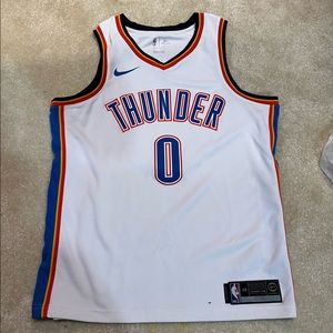 Men Russell Westbrook Jersey. Size: L